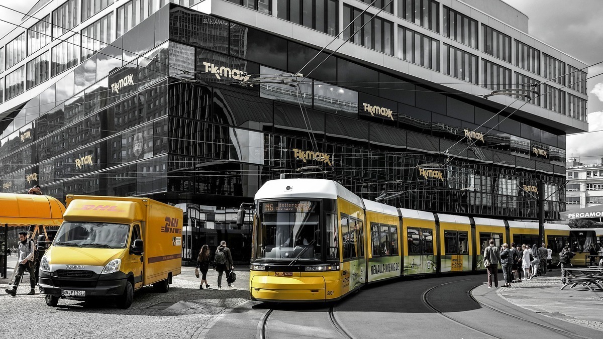 Mobilität & Verkehr in Minden – Anbindung, Parken und ÖPNV im Überblick